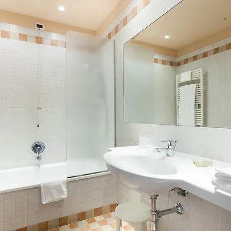 San Luca Hotel 3*