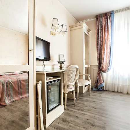 Hotel San Luca 3*