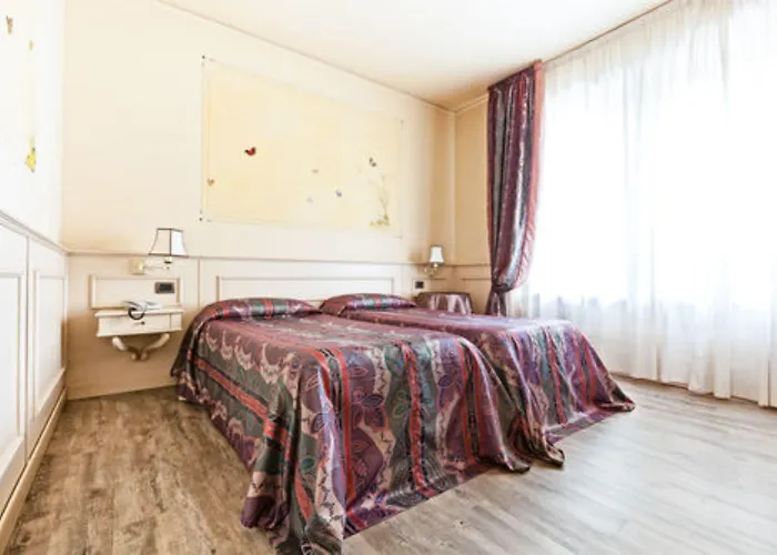 Hotel San Luca 3*