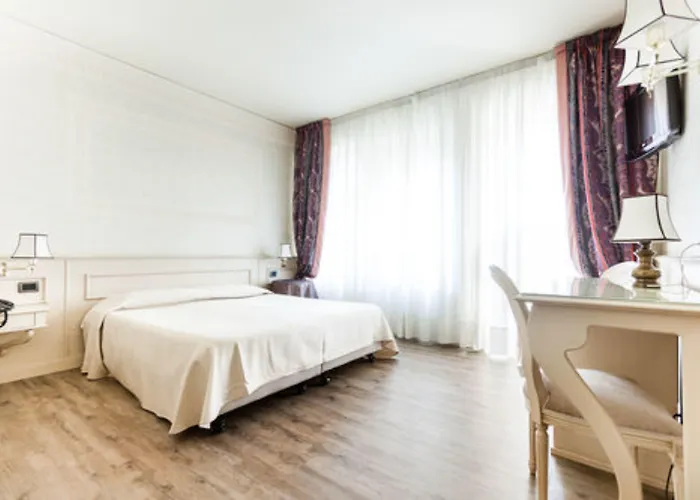 San Luca 3*