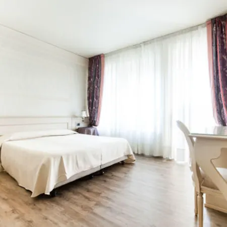 San Luca 3*