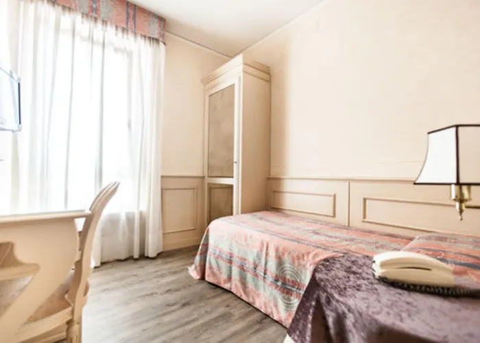 מלון San Luca 3*