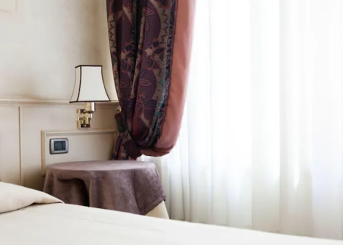 Hotel San Luca 3*