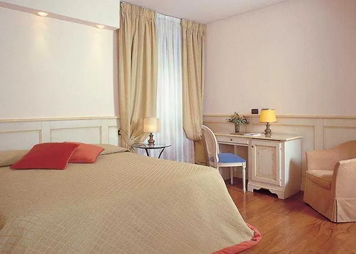 מלון San Luca 3*